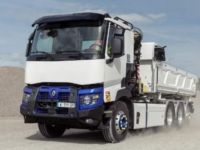 renault E tech c